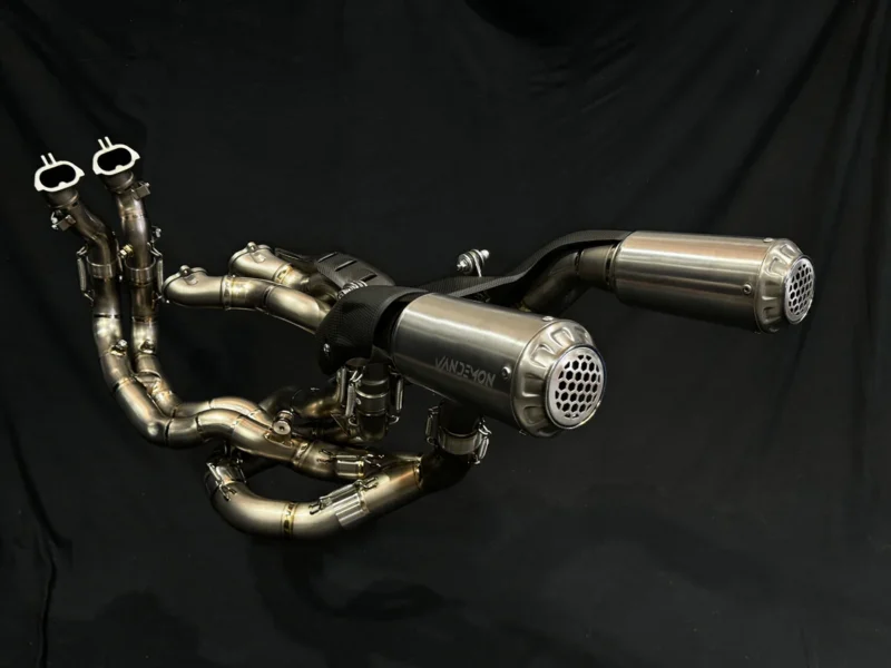 Ligne d'échappement haute en titane pour Ducati Panigale V4, V4S, V4R et Streetfighter V4 – Image 2
