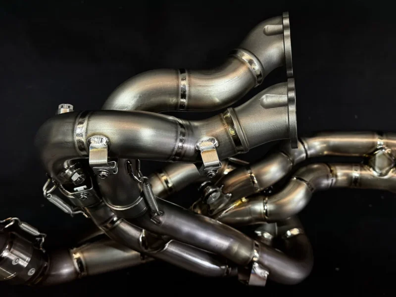 Ligne d'échappement haute en titane pour Ducati Panigale V4, V4S, V4R et Streetfighter V4 – Image 3