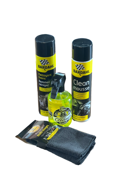 Pack de nettoyage moto Bardahl comprenant nettoyant freins, mousse nettoyante, spray nettoyant intégral et chiffon microfibre