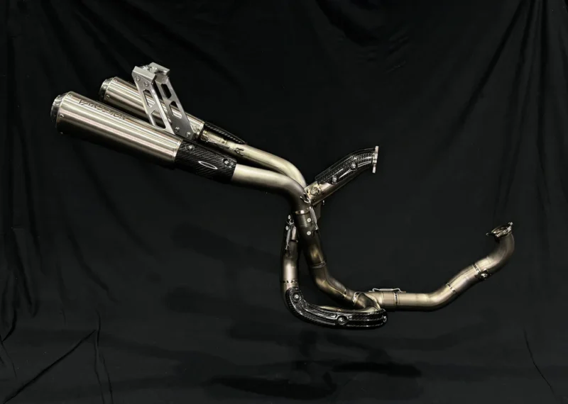 Échappement titane montage haut Vandemon Ducati Supersport 950