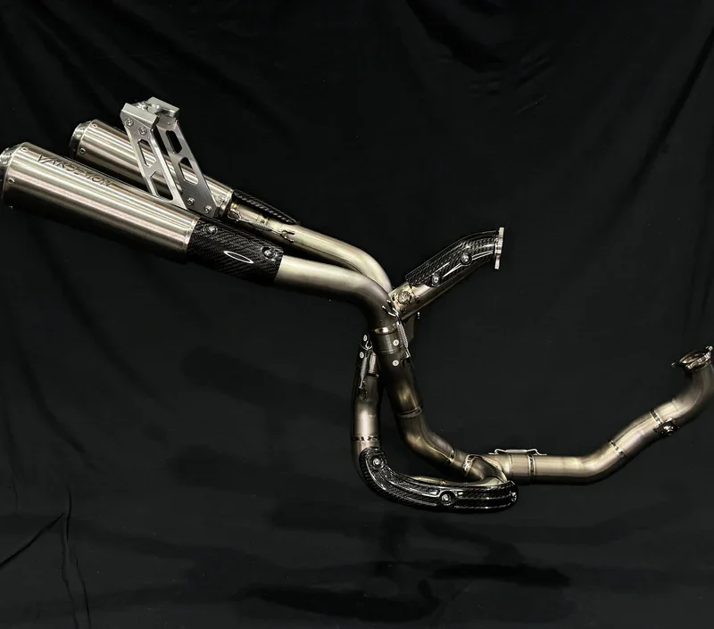 Échappement titane montage haut Vandemon Ducati Supersport 950