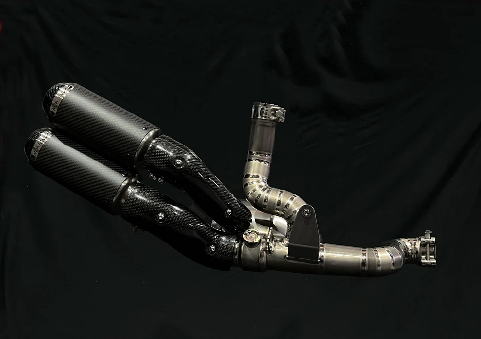 Silencieux bimodal en titane Stealth Vandemon Ducati Supersport 950