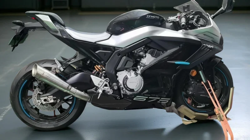 Échappement en titane Vandemon pour CFMOTO 675SR-R / 675SR-S / 675SS / 675NK