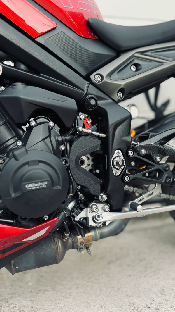 Protection de couronne Triumph Street Triple – Image 3