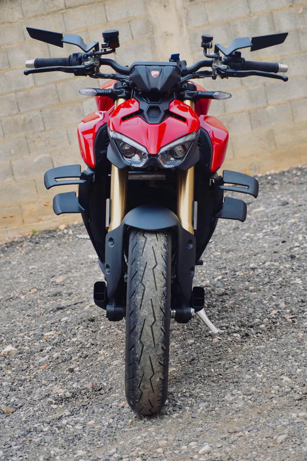 Winglets latéraux 2.0 Ducati Streetfighter V2 2025 – Image 4