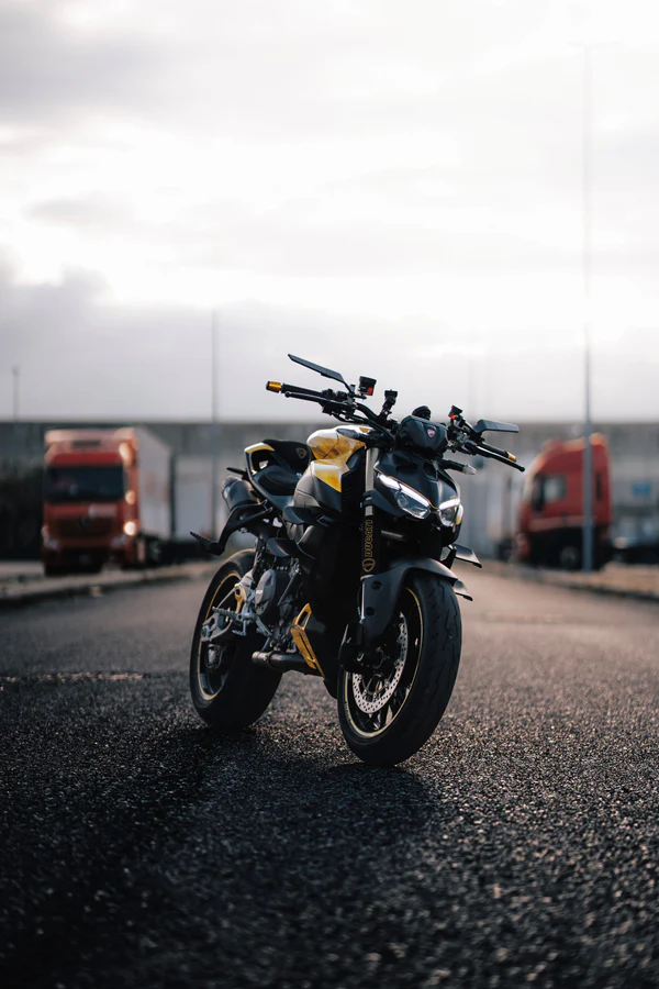 Winglets latéraux Ducati Streetfighter V2 2025 – Image 2
