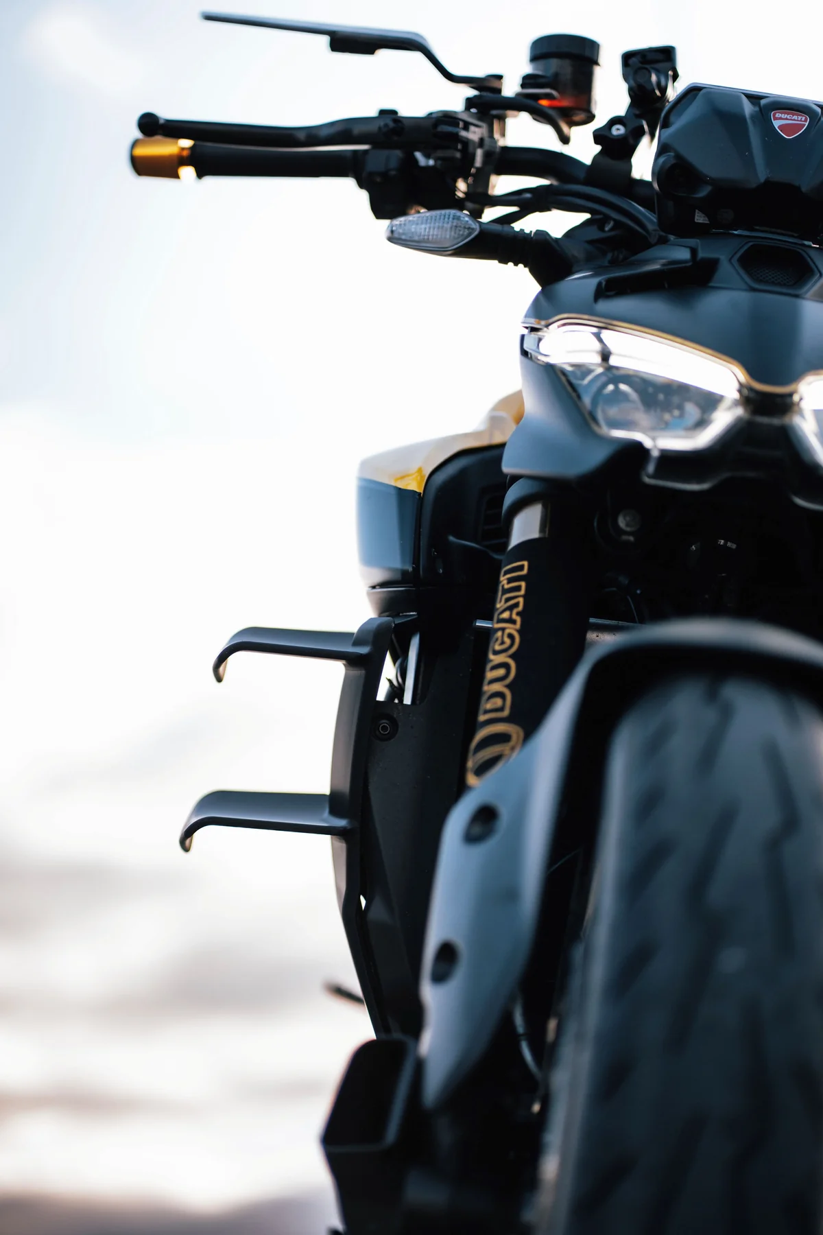 Winglets latéraux Ducati Streetfighter V2 2025 – Image 3