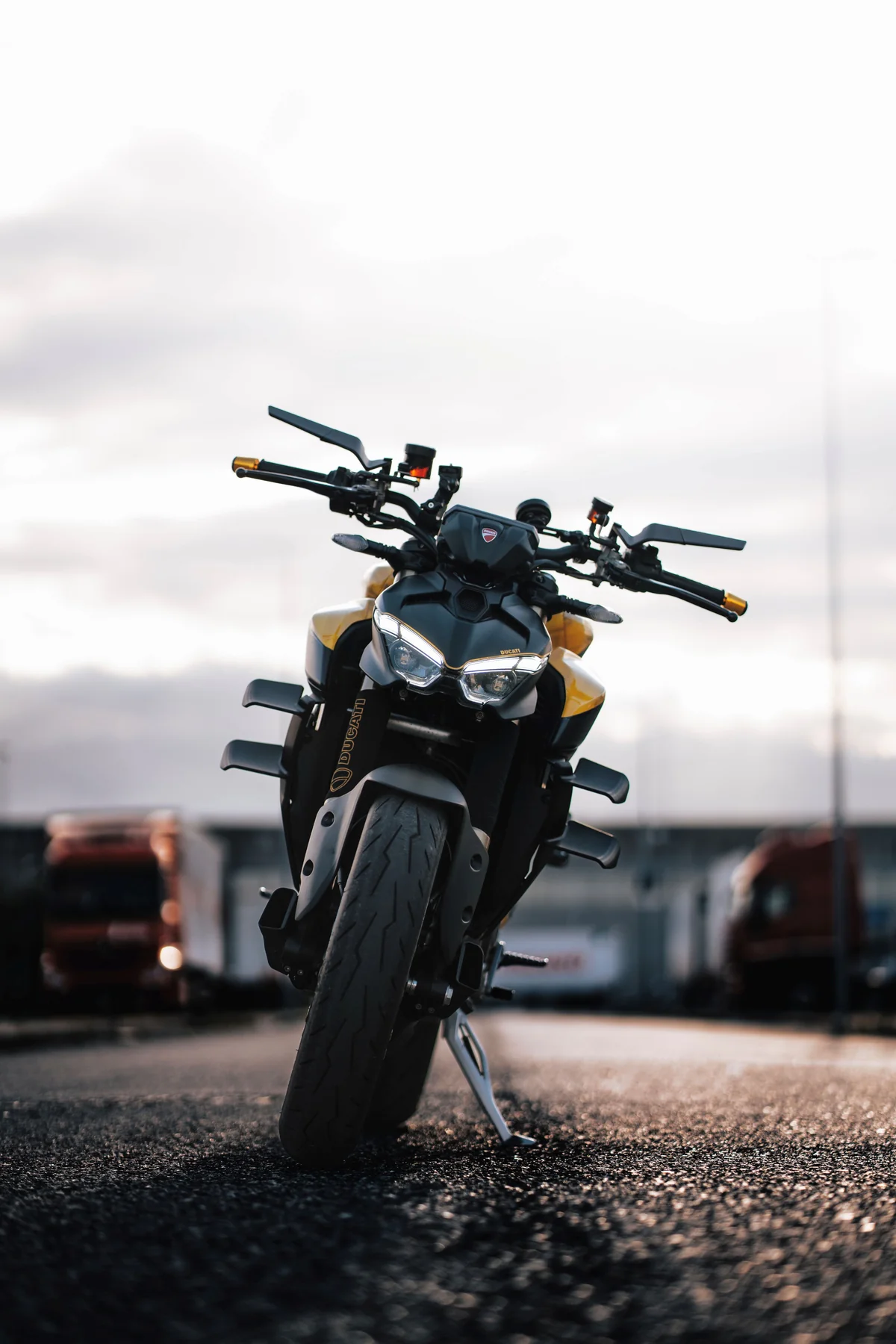 Winglets latéraux Ducati Streetfighter V2 2025 – Image 7