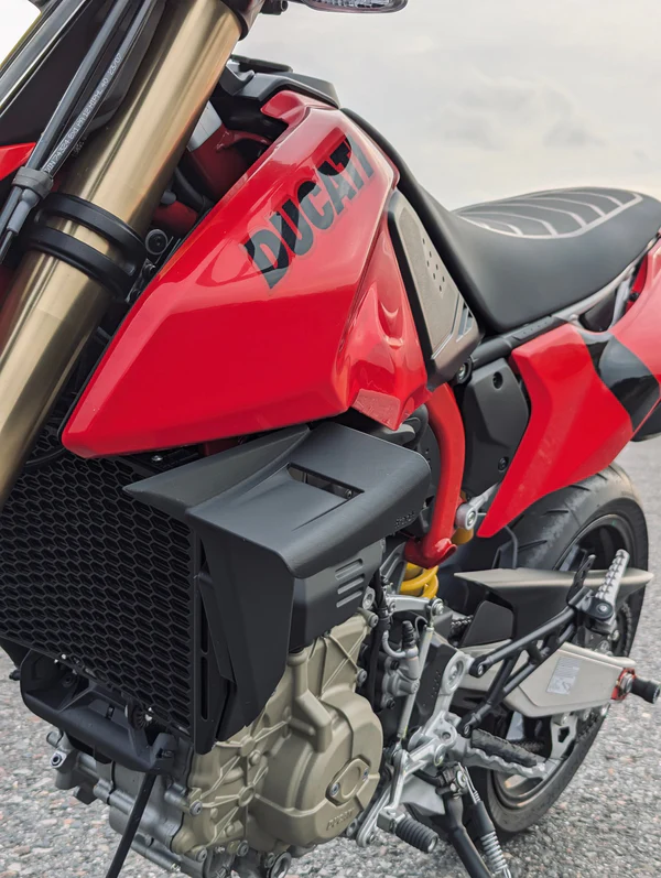 Winglets Ducati Hypermotard 698 Mono – Image 4